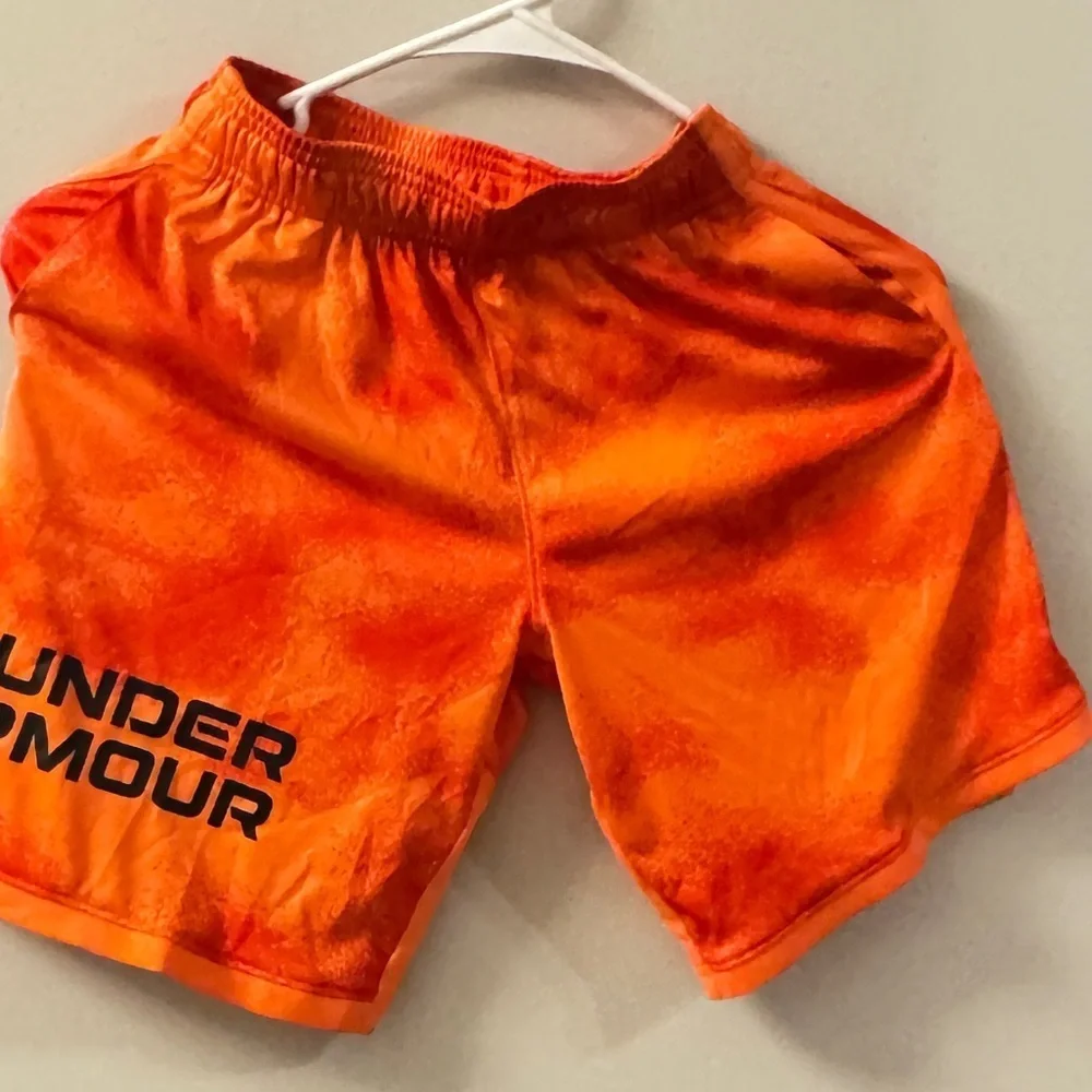 Under Armour Big Boys Stunt 3.0 Plus Drawcord Shorts size S